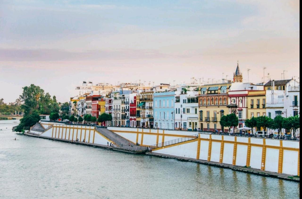 Sevilla Triana Exterior photo
